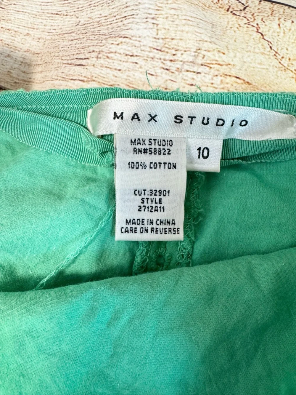 Max Studio Green Eyelet Skirt Size 10 Cotton Mini Spring Summer - Picture 4 of 4